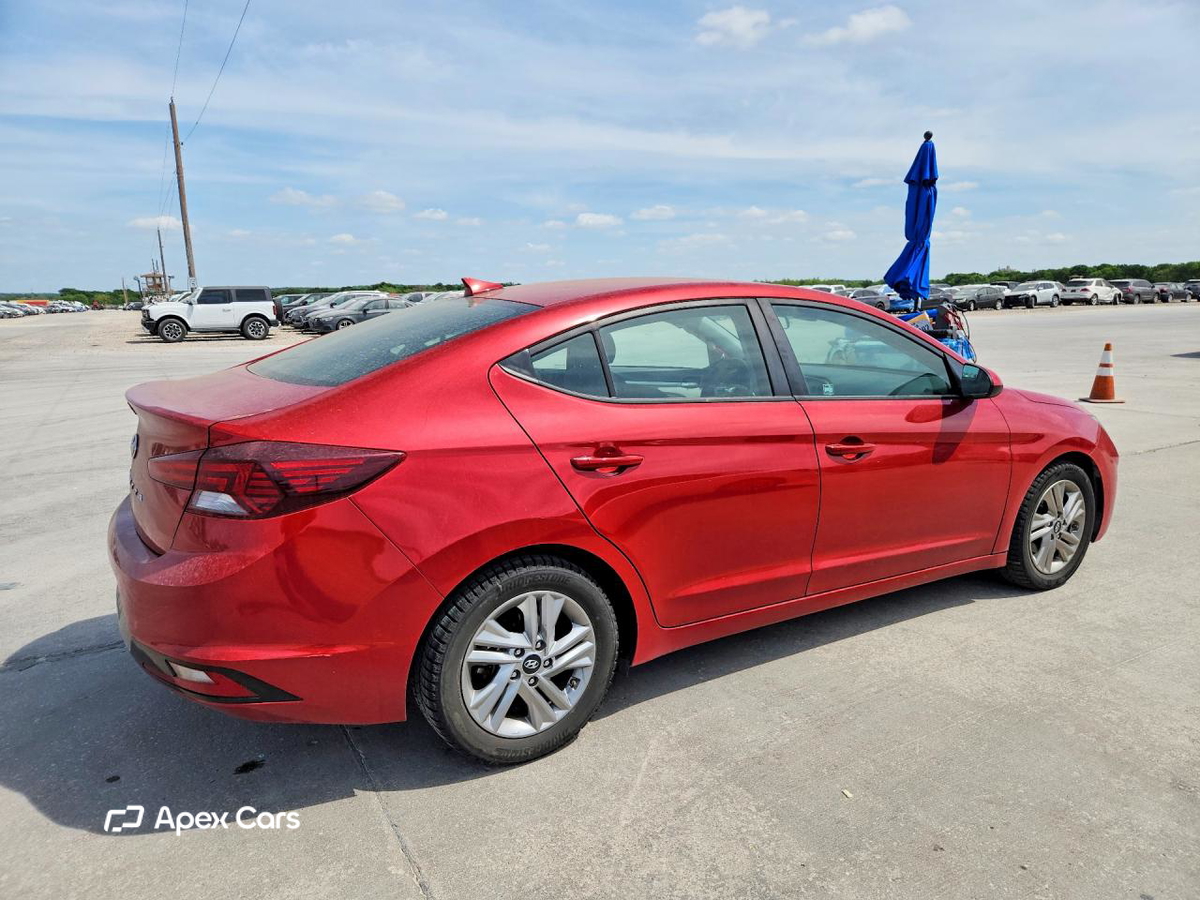 Hyundai Elantra 2019