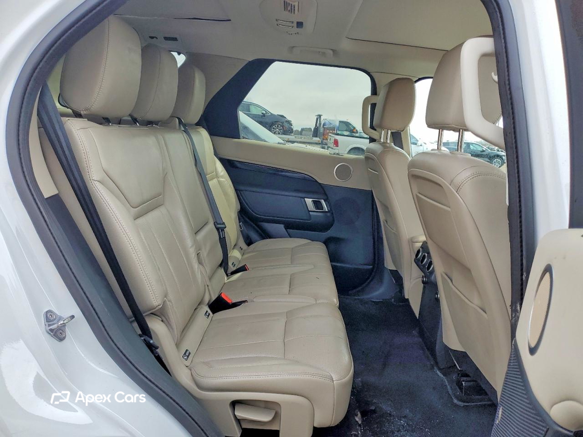 Land Rover Discovery 2020