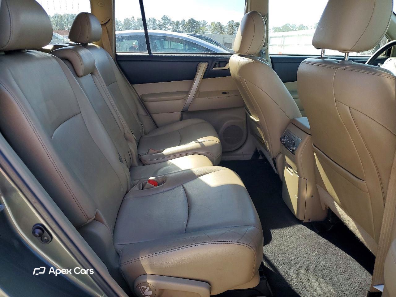 Toyota Highlander 2013