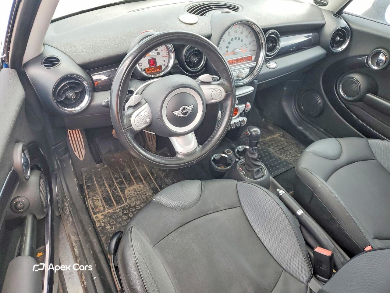 MINI Cooper 2010