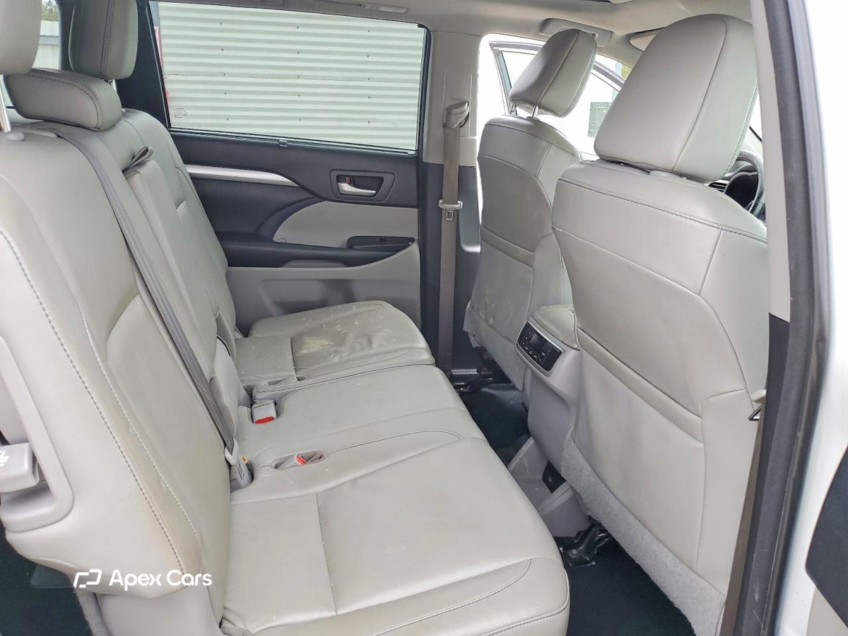 Toyota Highlander 2018
