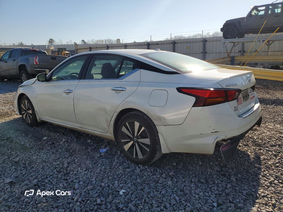 Nissan Altima 2022