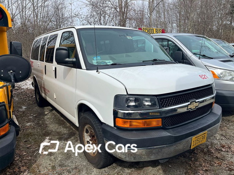 Chevrolet Express 2011 - Image 1 of 10