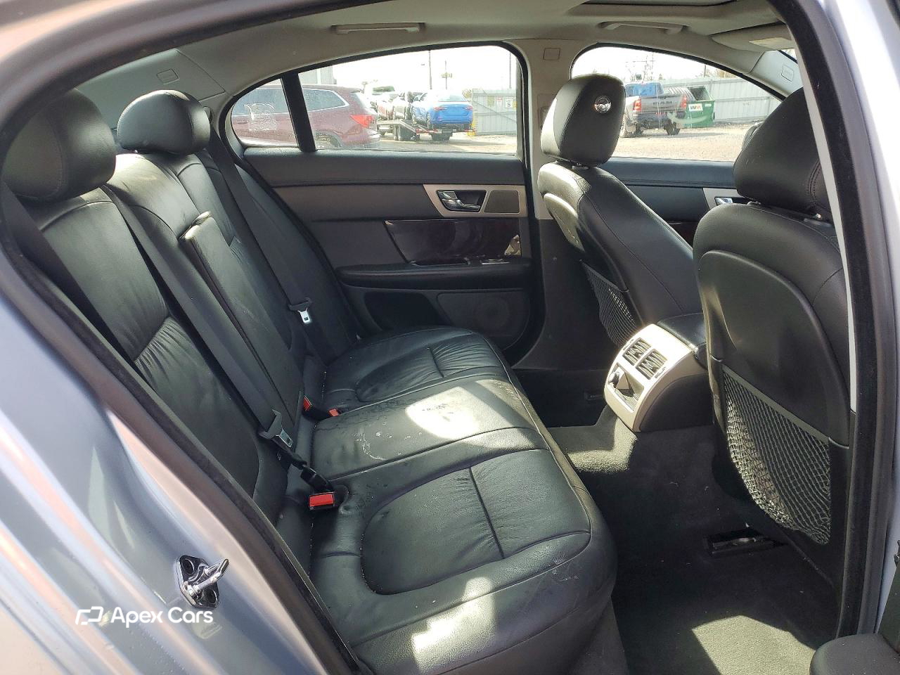Jaguar XF 2011