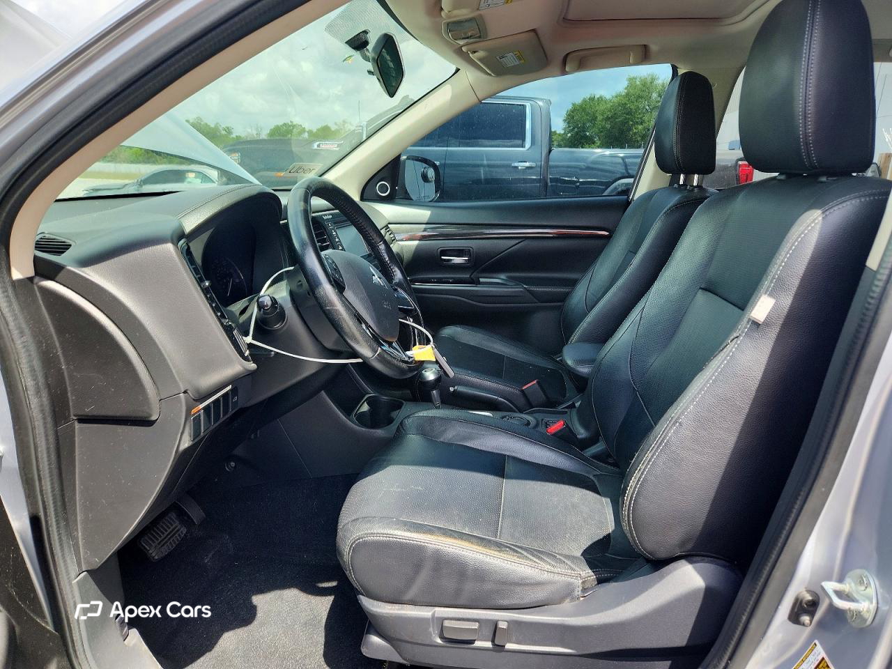 Mitsubishi Outlander 2016