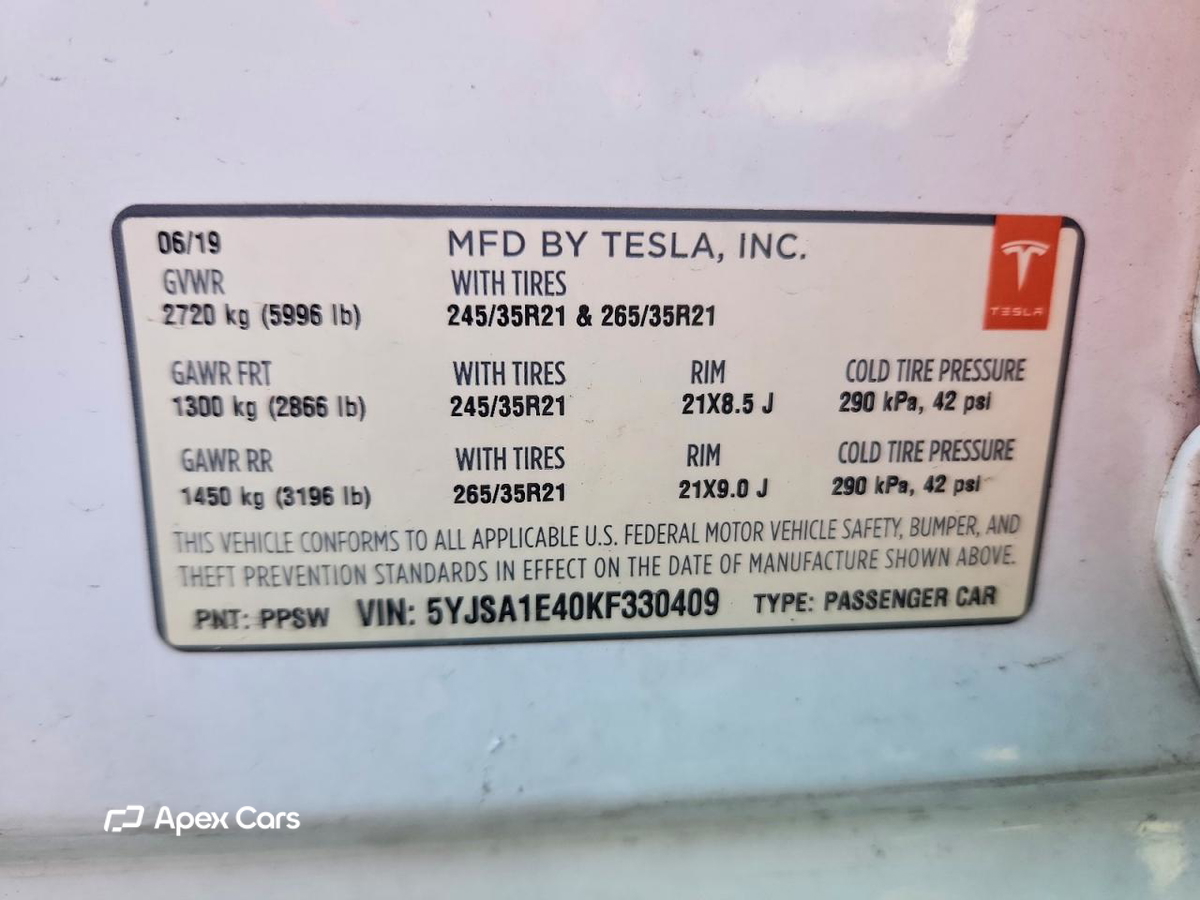 Tesla Model S 2019