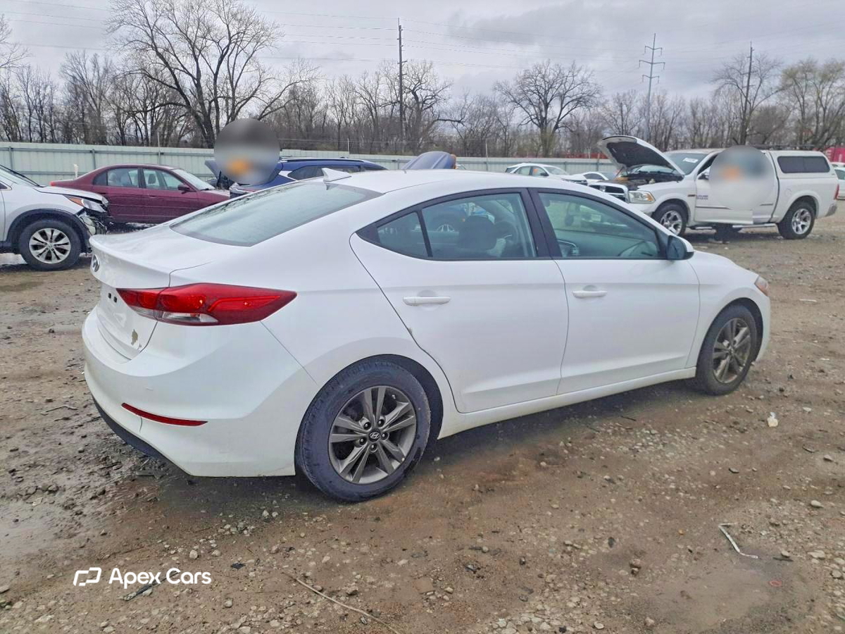 Hyundai Elantra 2018