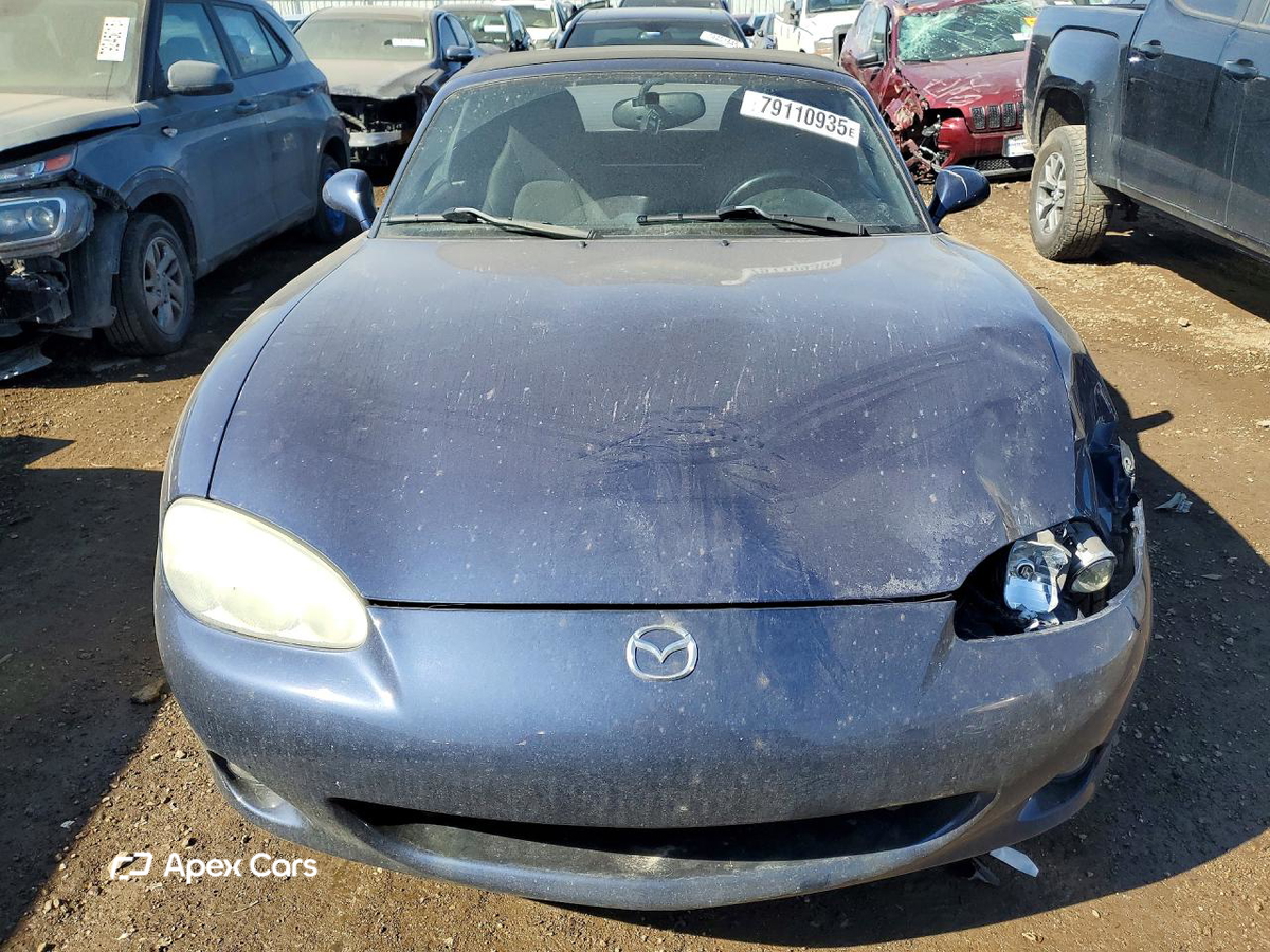 Mazda MX-5 2003
