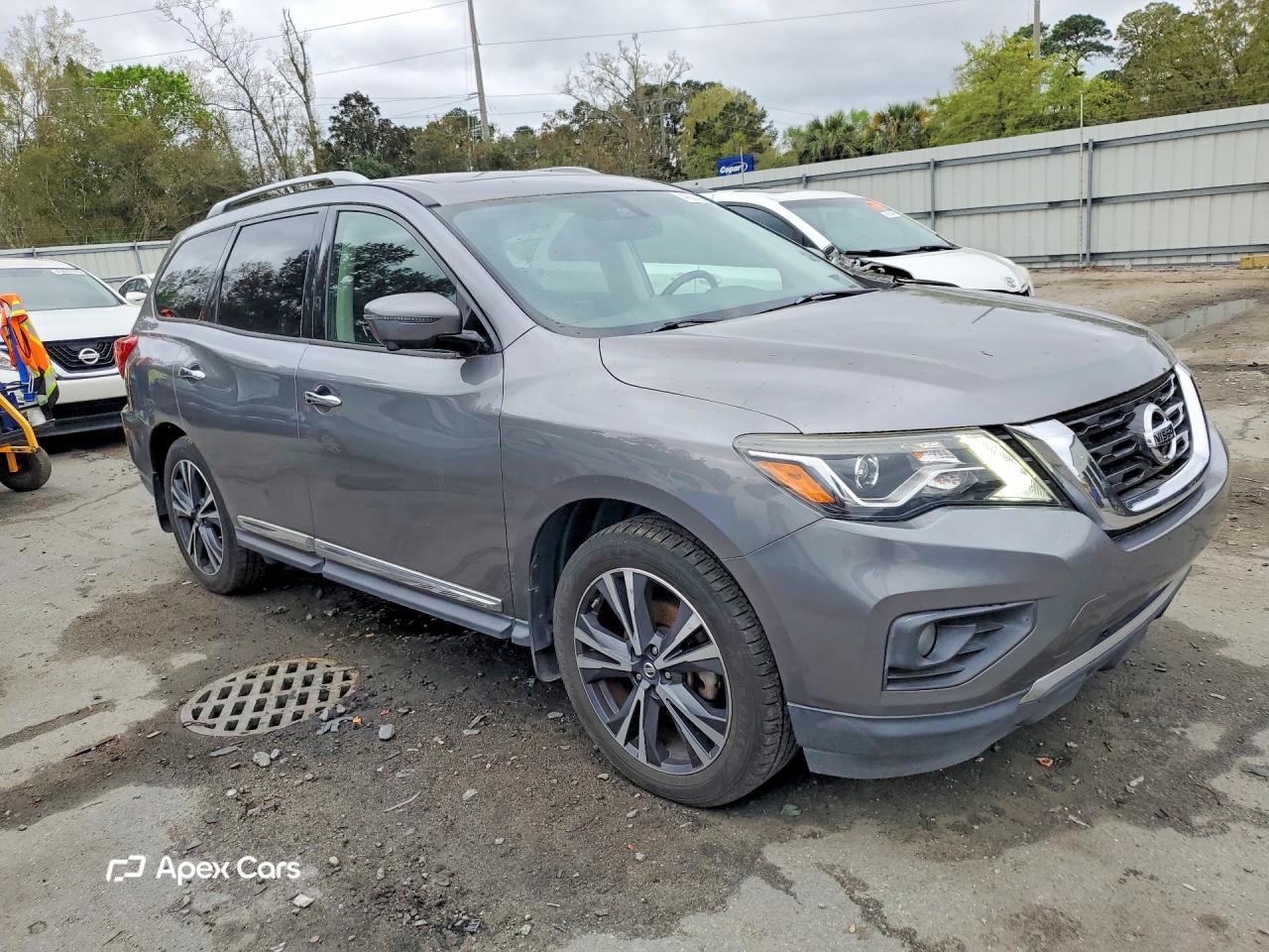 Nissan Pathfinder 2018