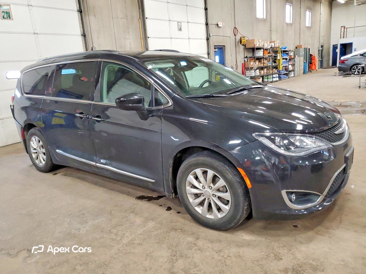 Chrysler Pacifica 2018