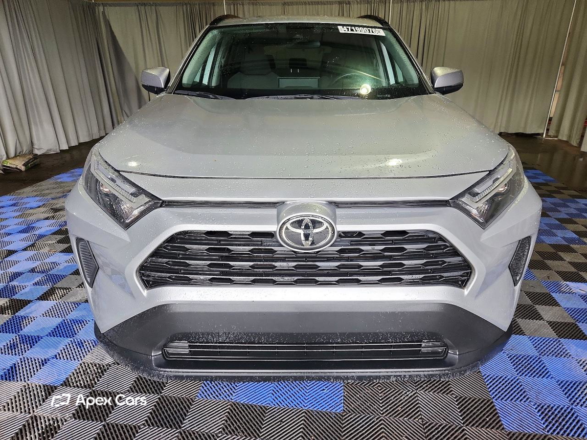 Toyota RAV 4 2024