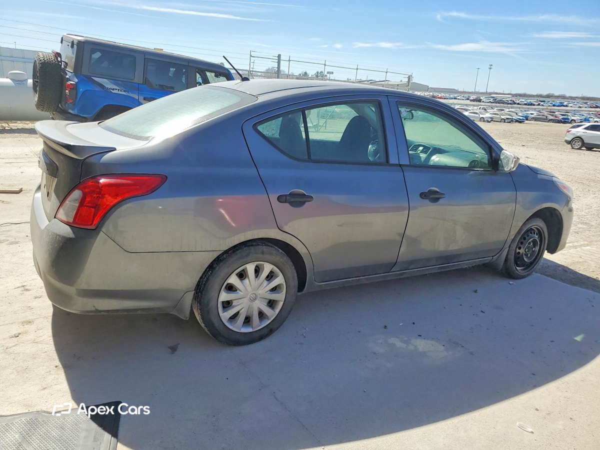 Nissan Versa 2017