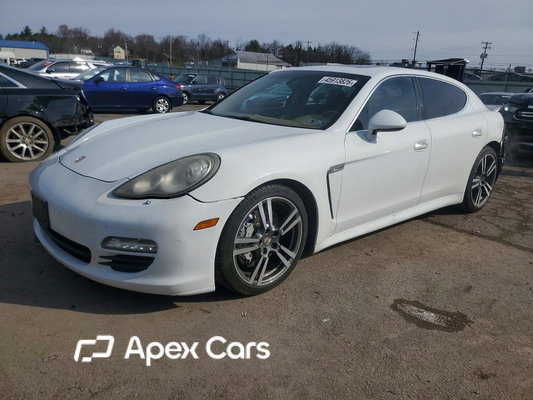 Porsche Panamera 2013 - Image 1 of 14
