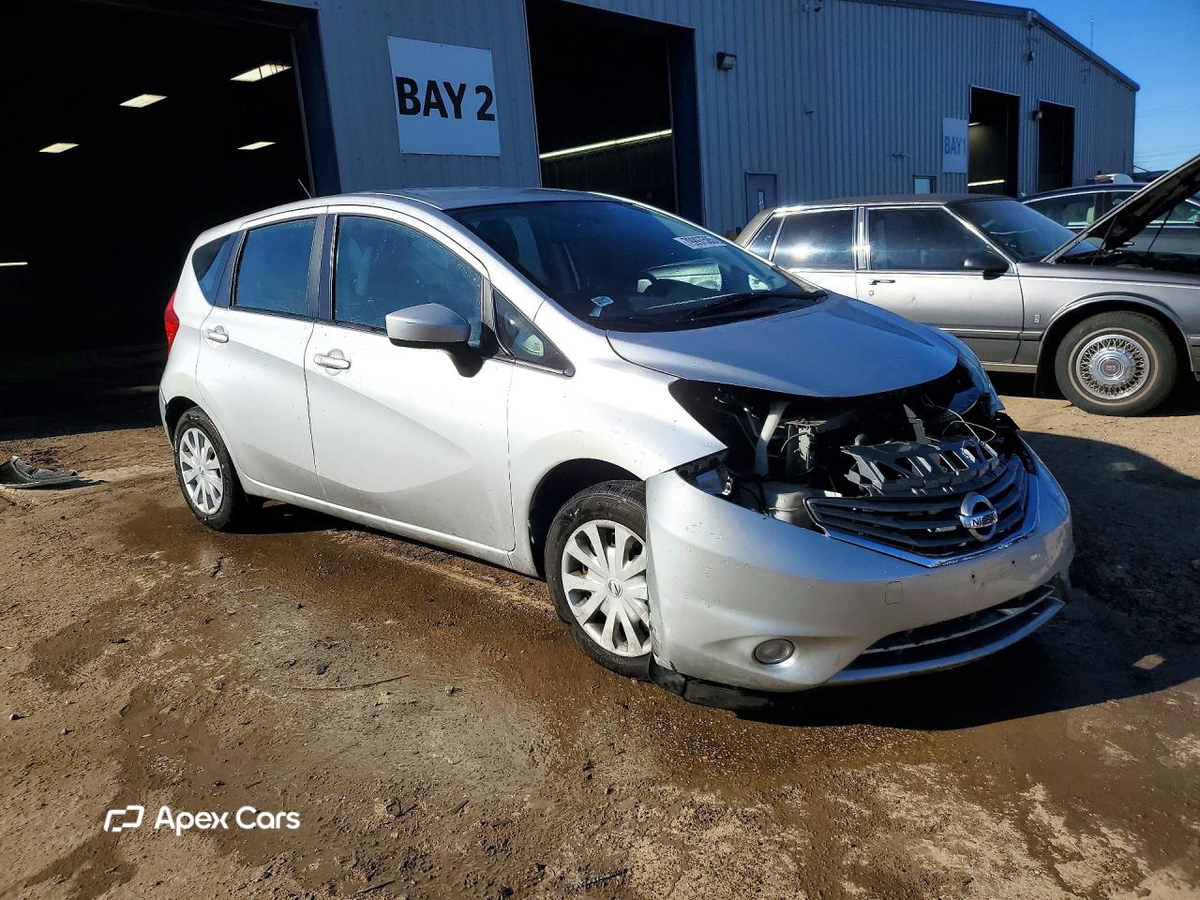 Nissan Versa 2016
