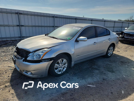 Nissan Altima 2010 - Image 1 of 12