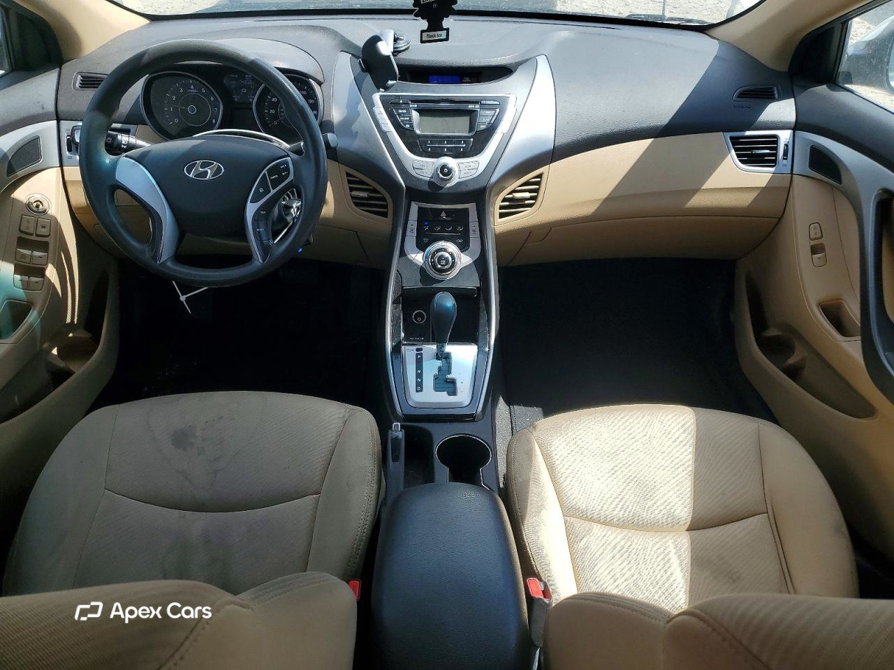 Hyundai Elantra 2011