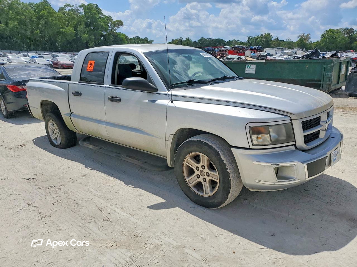 Dodge Dakota 2011