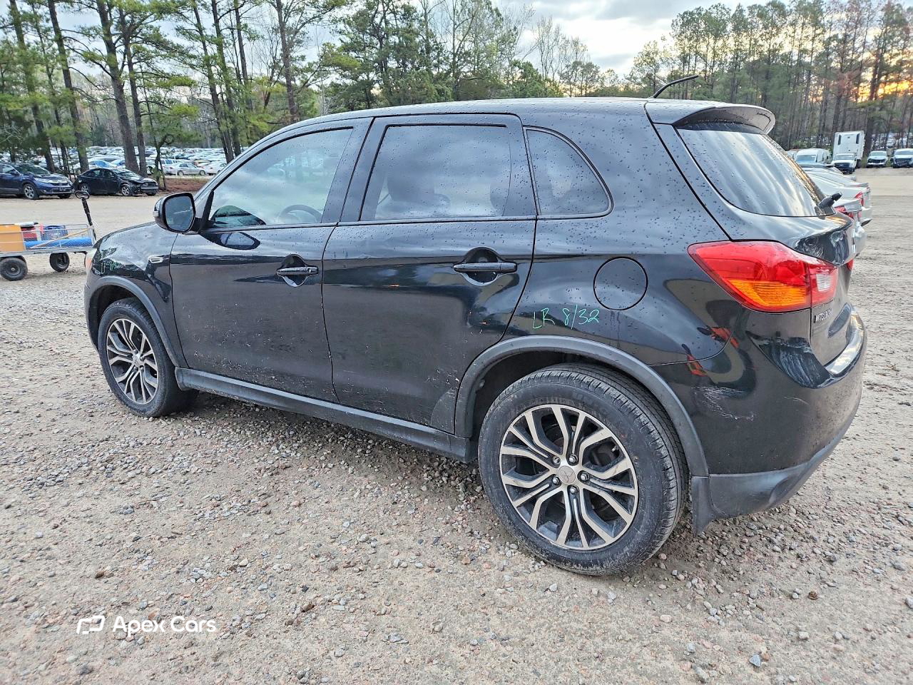 Mitsubishi Outlander 2016