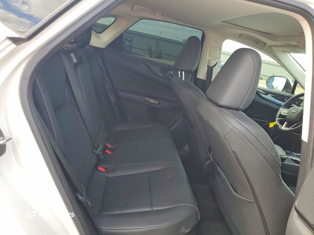 Lexus NX 2023