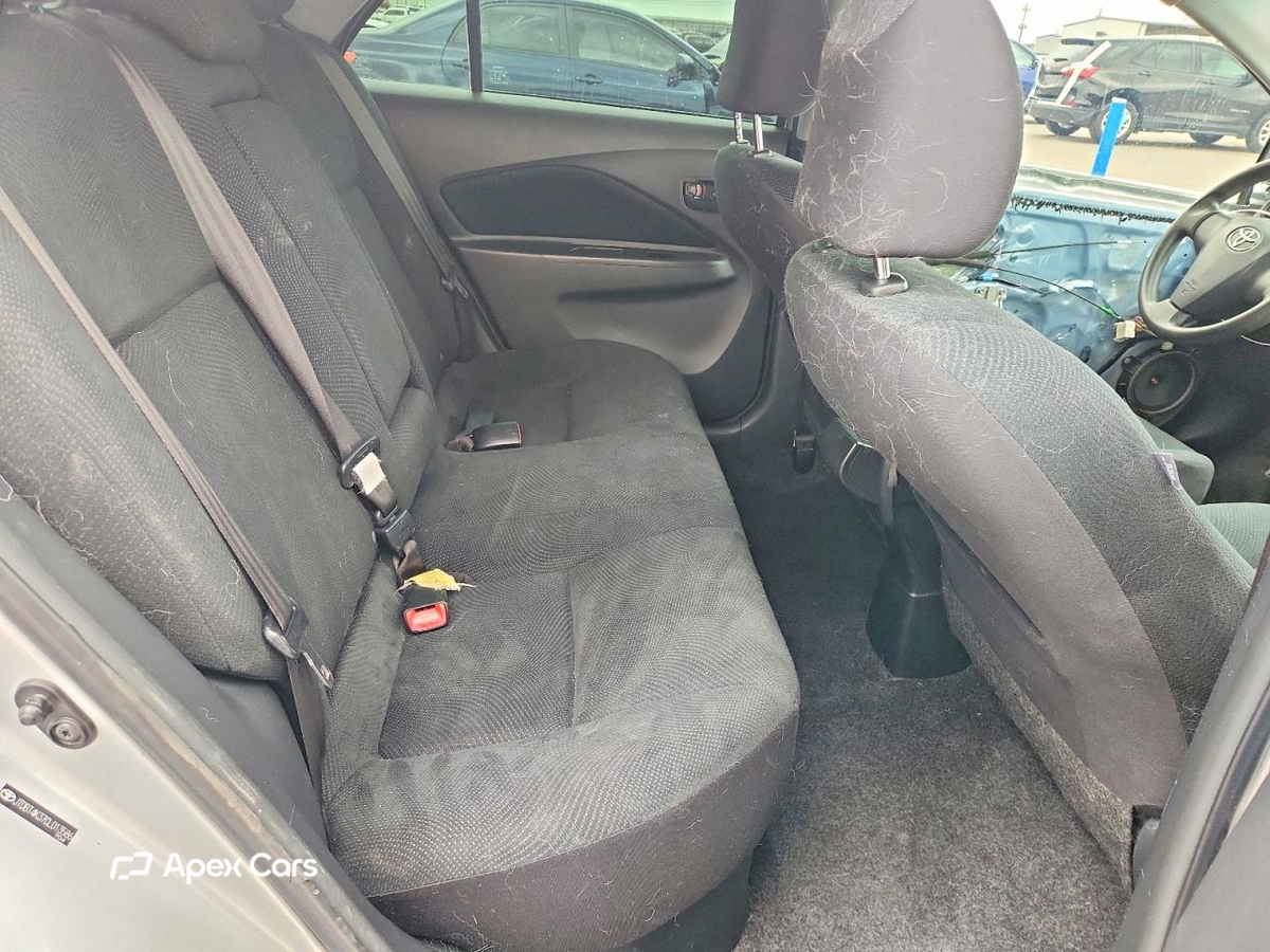 Toyota Yaris 2012