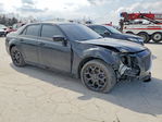 Chrysler 300 2019