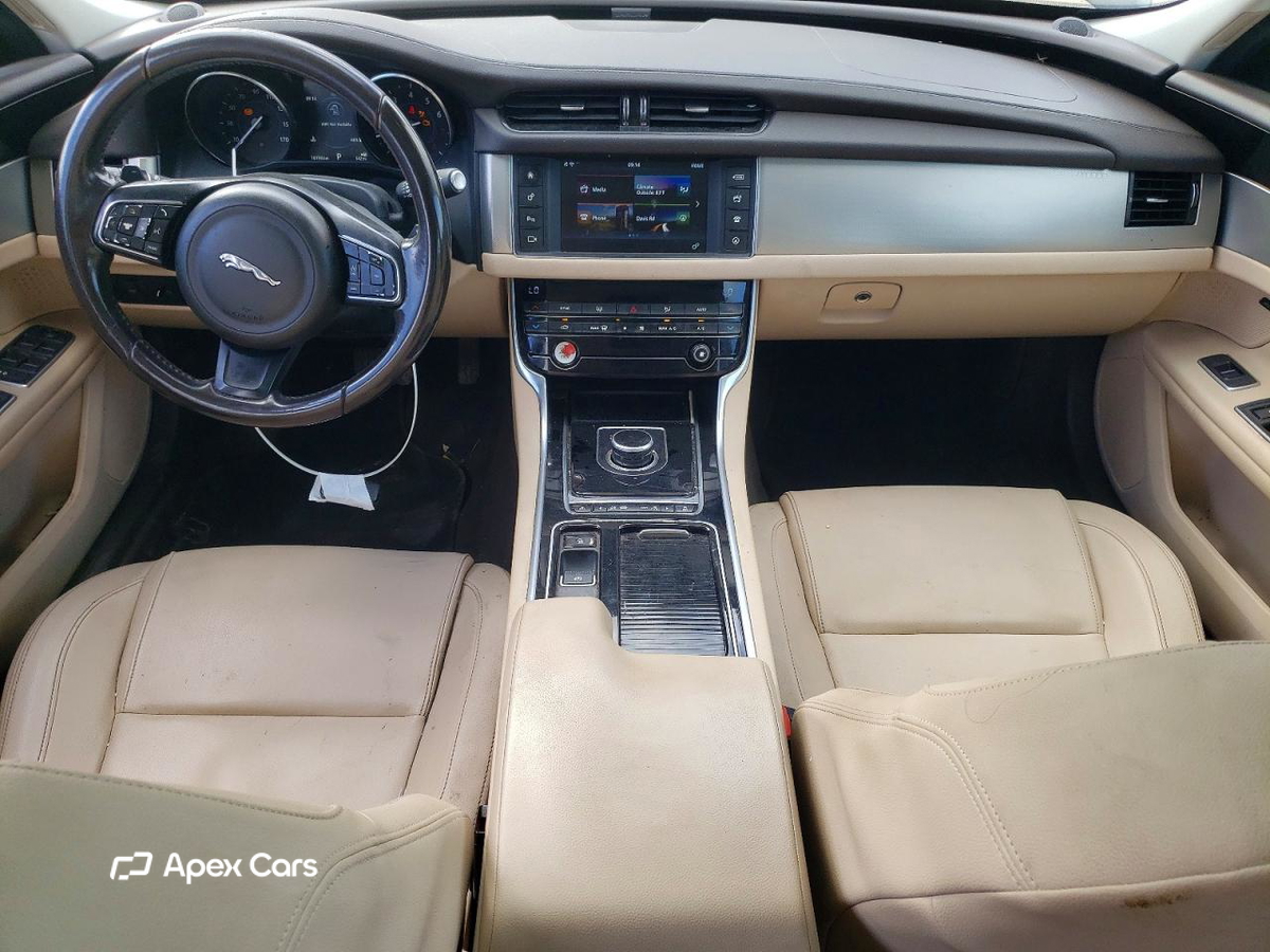 Jaguar XF 2017