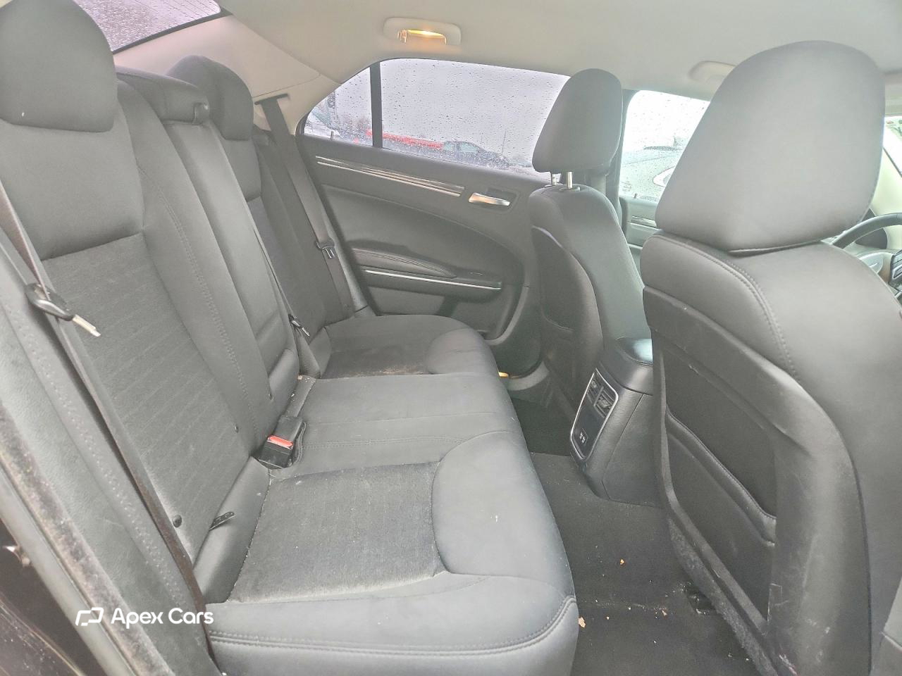 Chrysler 300 2019