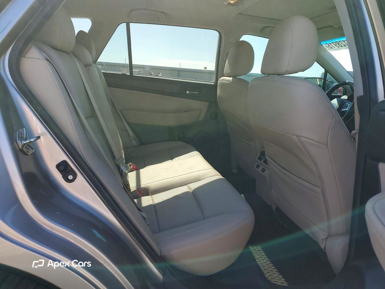 Subaru Outback 2016