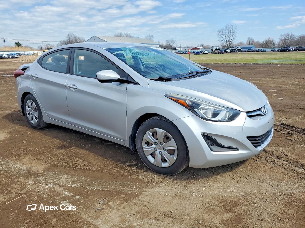 Hyundai Elantra 2016