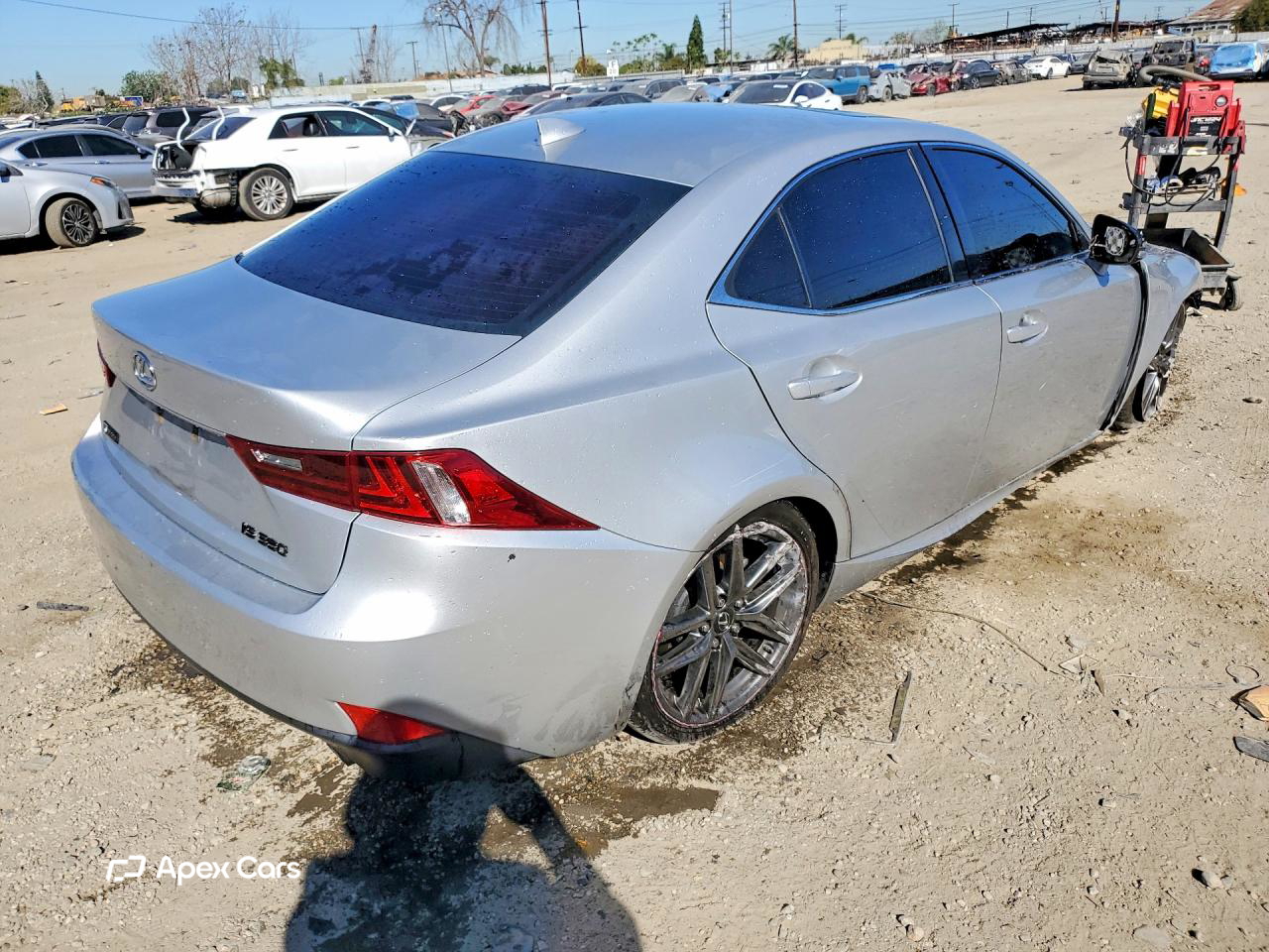 Lexus IS 2015