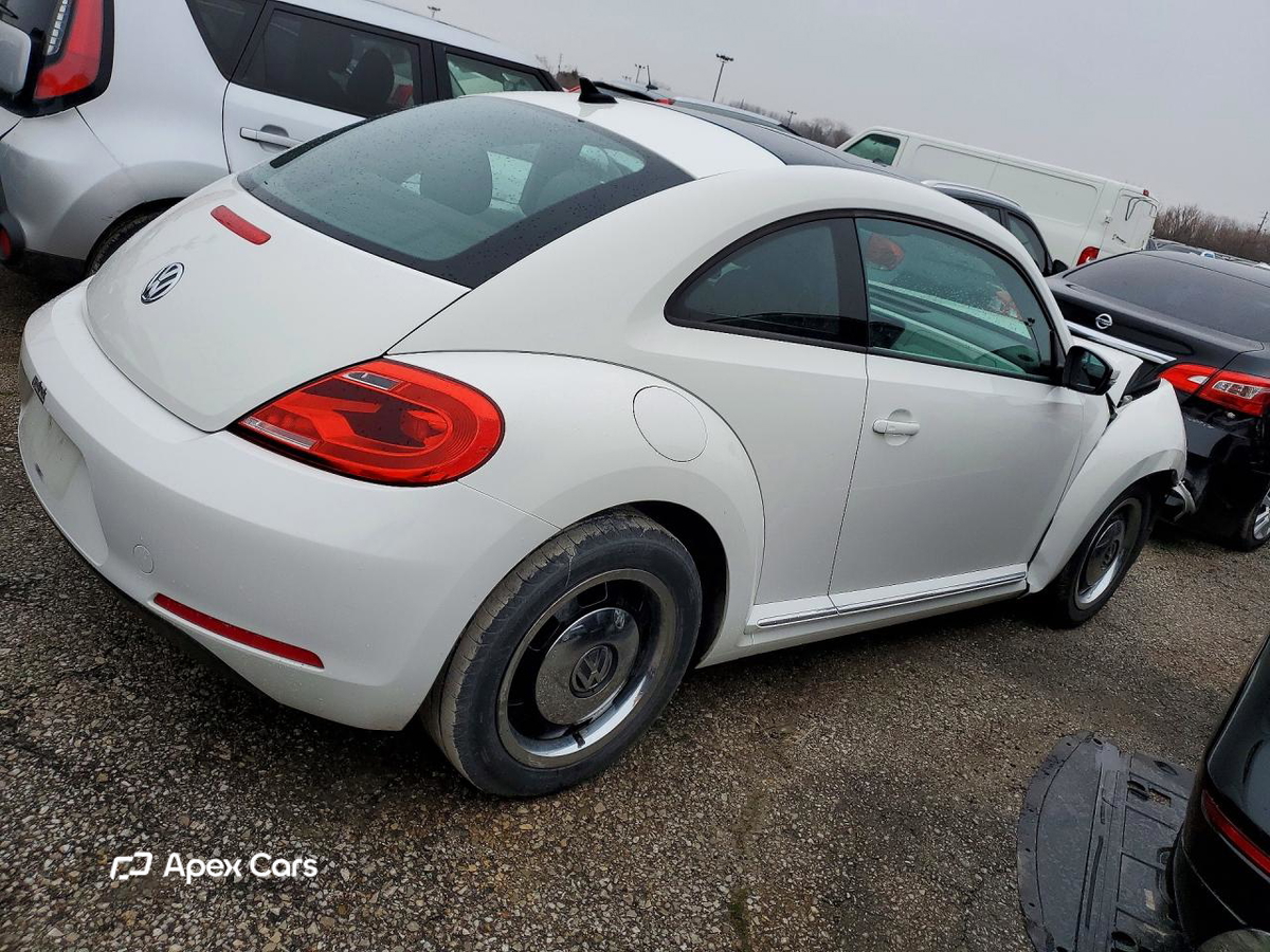 Volkswagen Beetle 2012