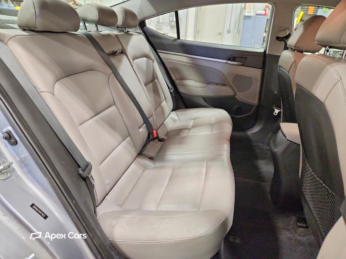 Hyundai Elantra 2017