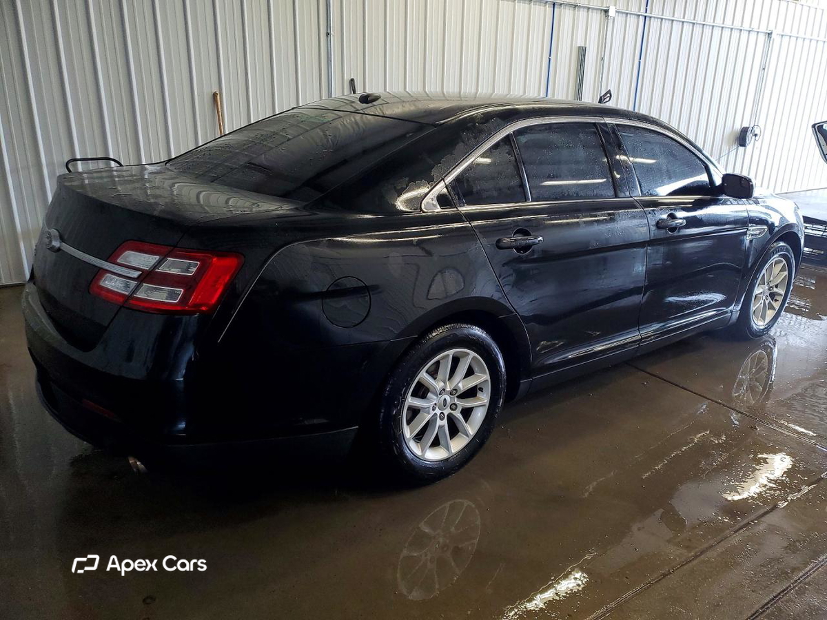 Ford Taurus 2015