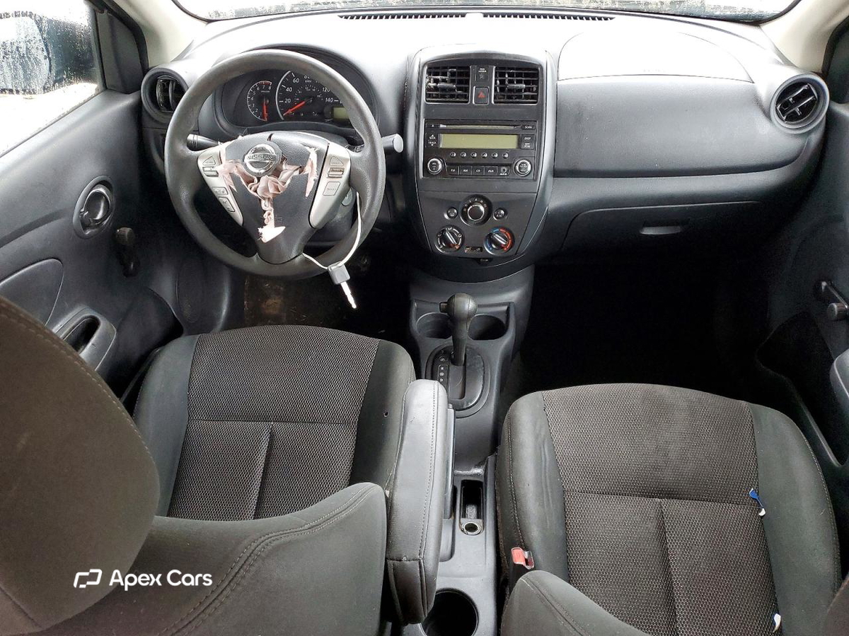 Nissan Versa 2016