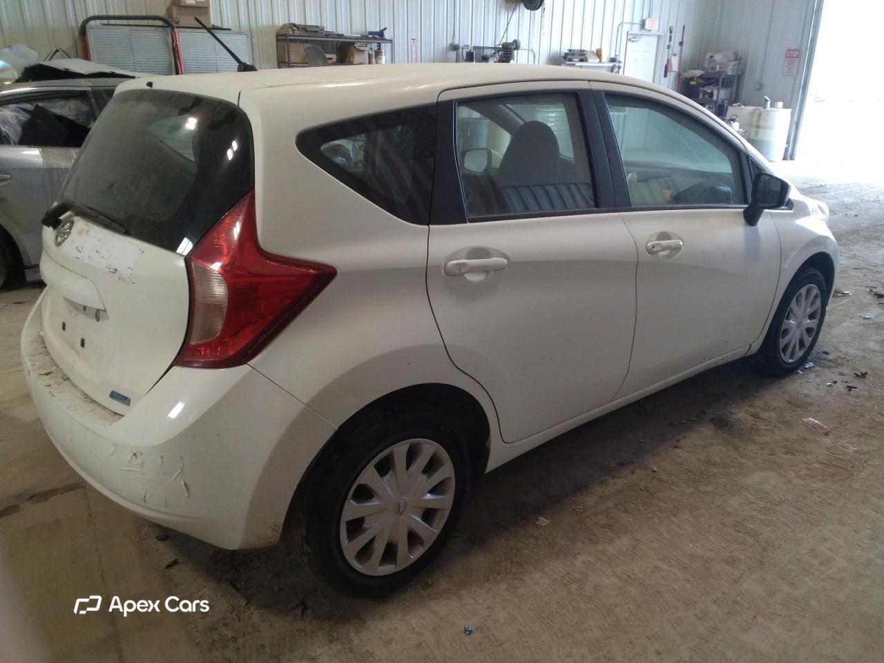 Nissan Versa 2016