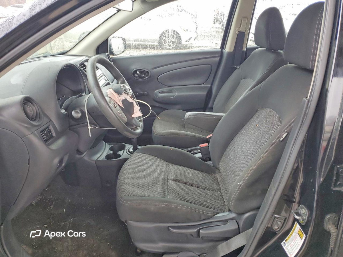 Nissan Versa 2016
