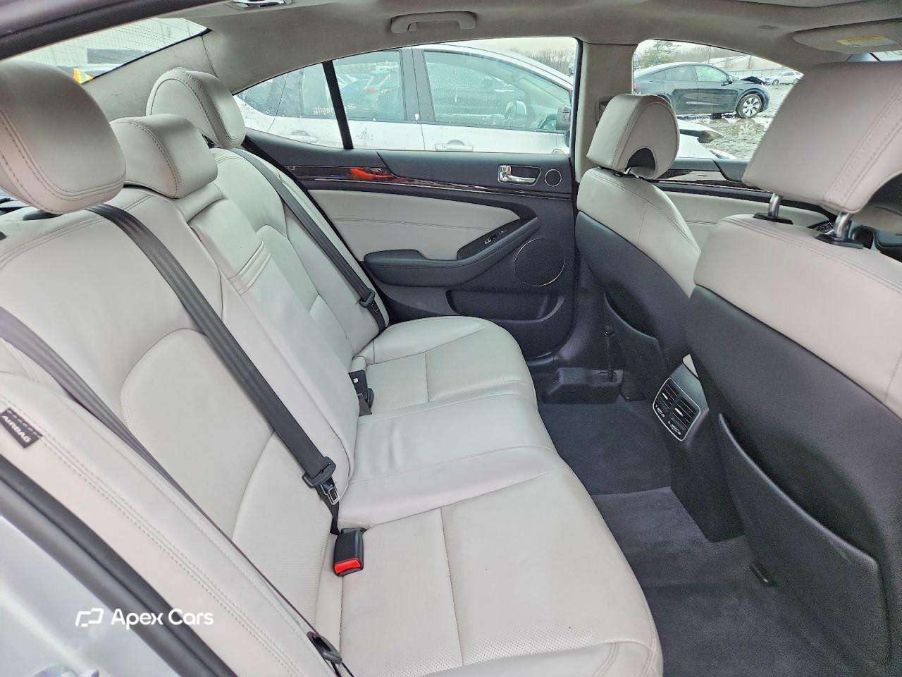 Kia Cadenza 2016
