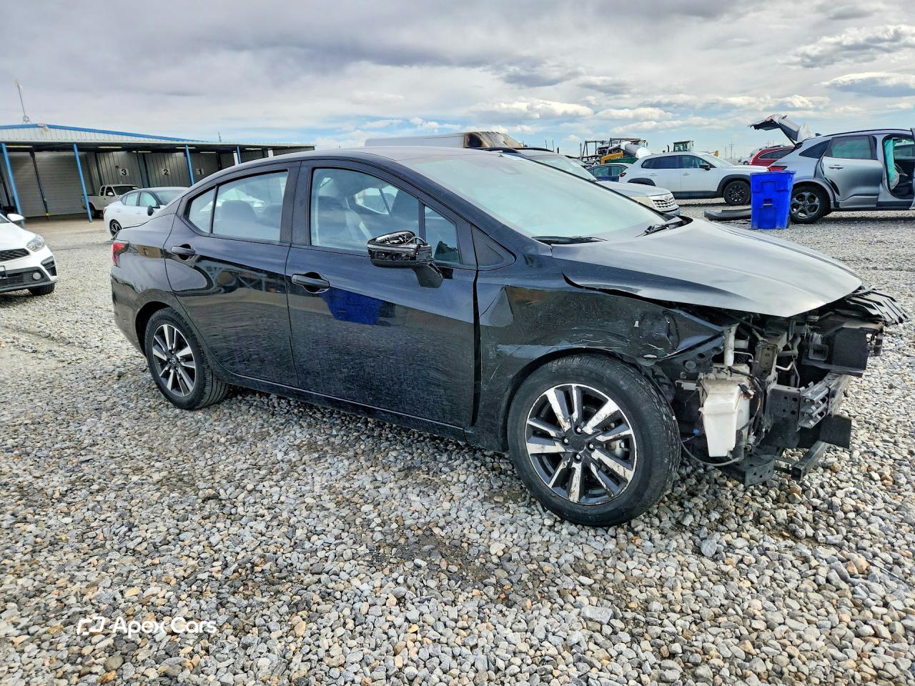 Nissan Versa 2021