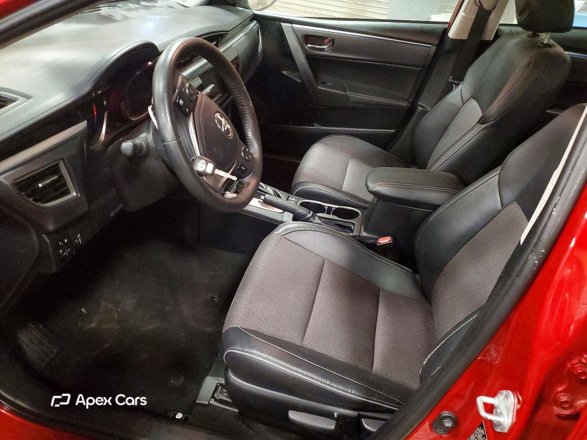 Toyota Corolla 2015