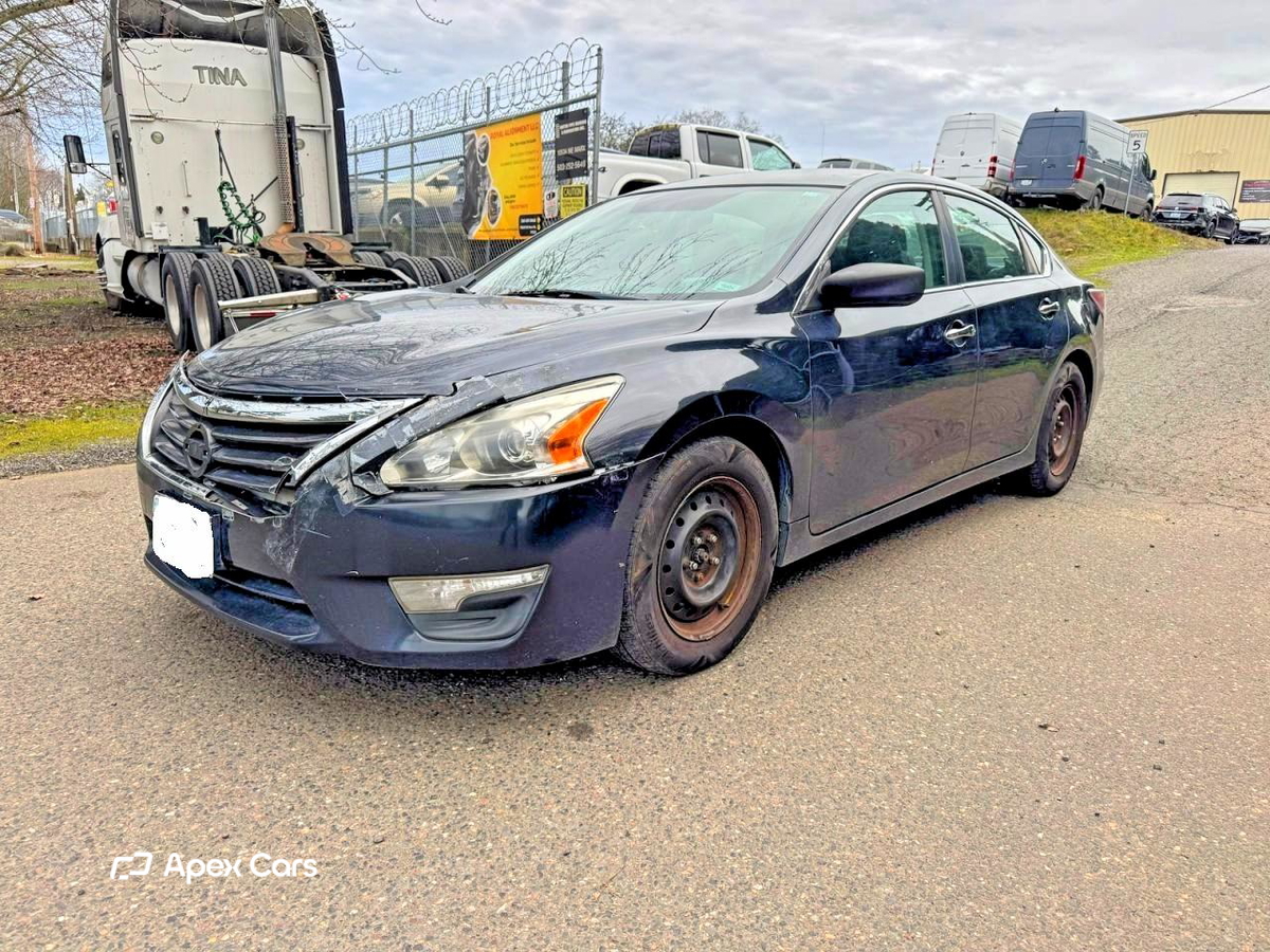 Nissan Altima 2015