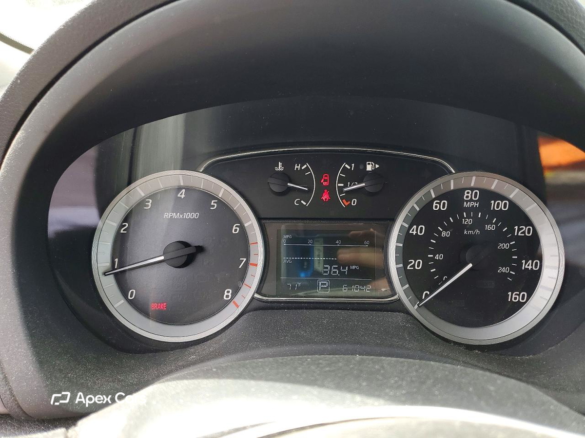 Nissan Sentra 2015