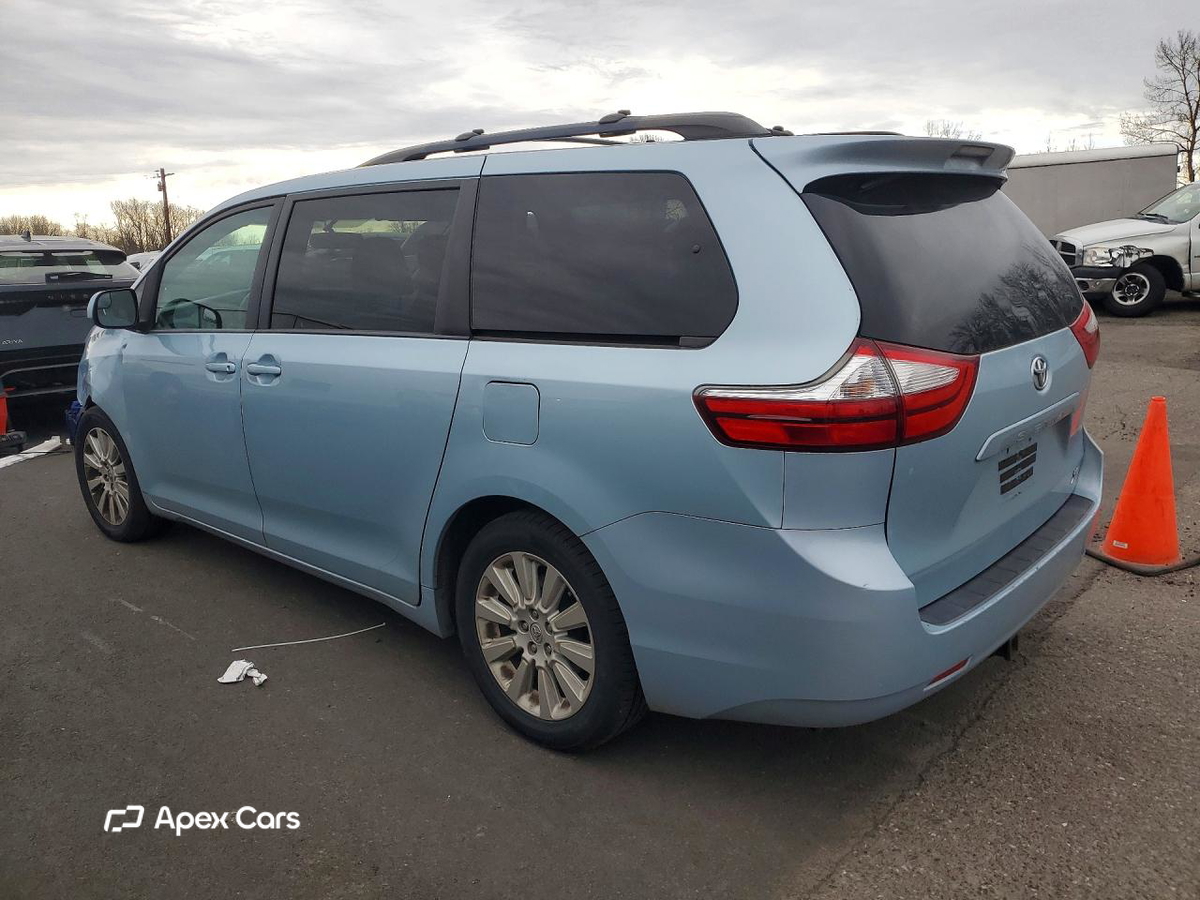 Toyota Sienna 2015