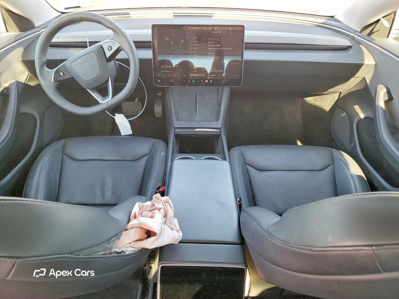 Tesla Model 3 2024