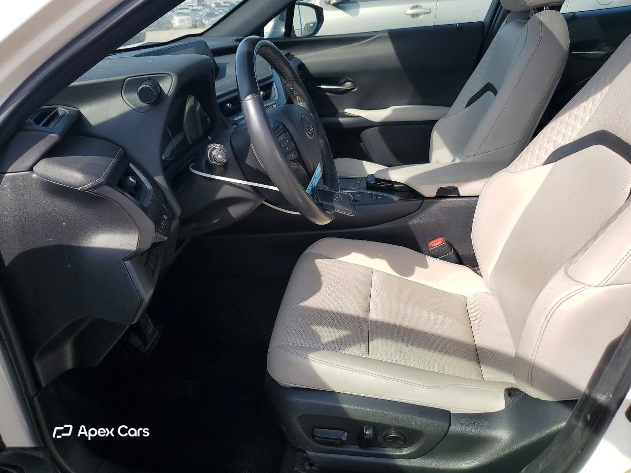 Lexus UX 2020