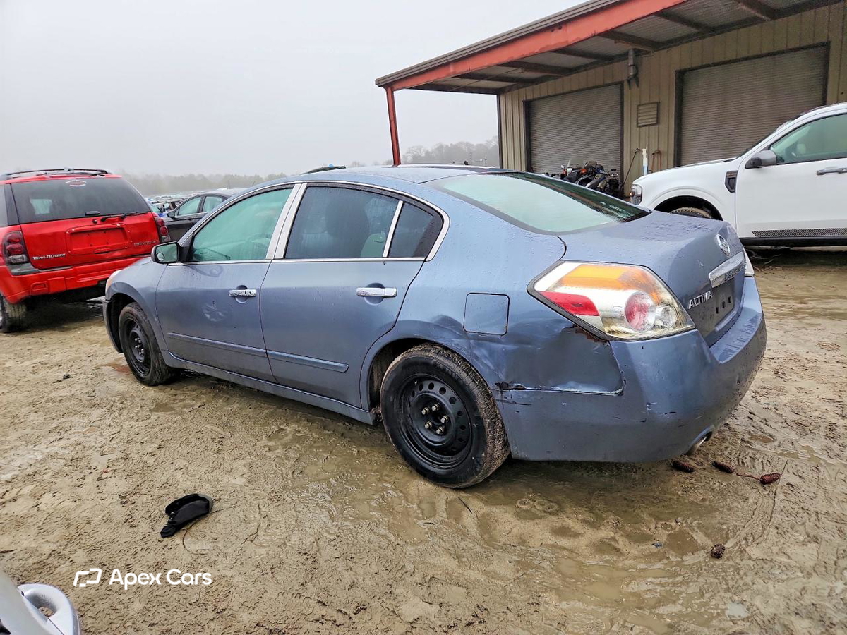 Nissan Altima 2011