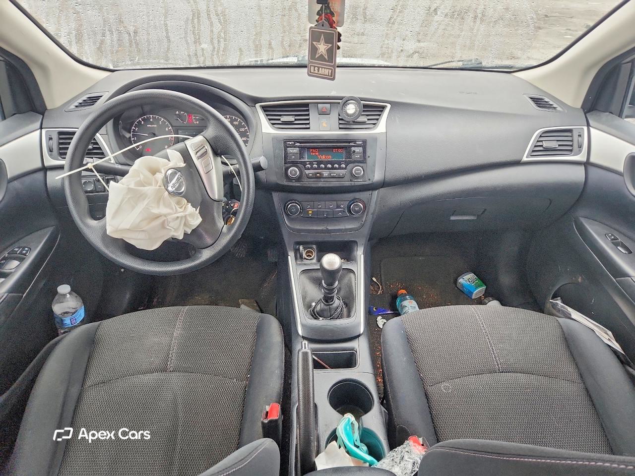 Nissan Sentra 2016