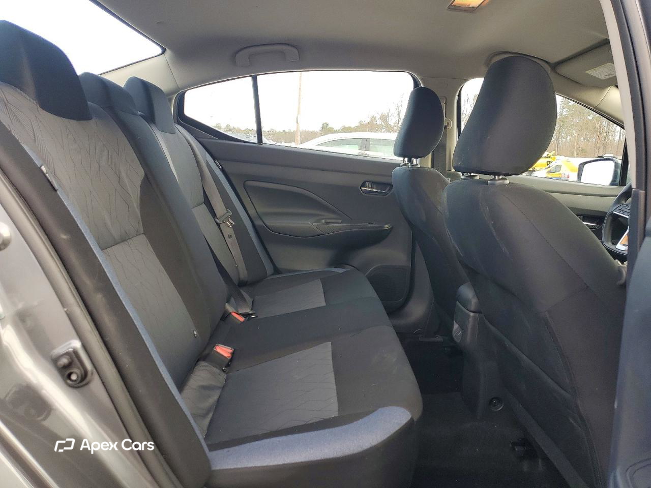 Nissan Versa 2025