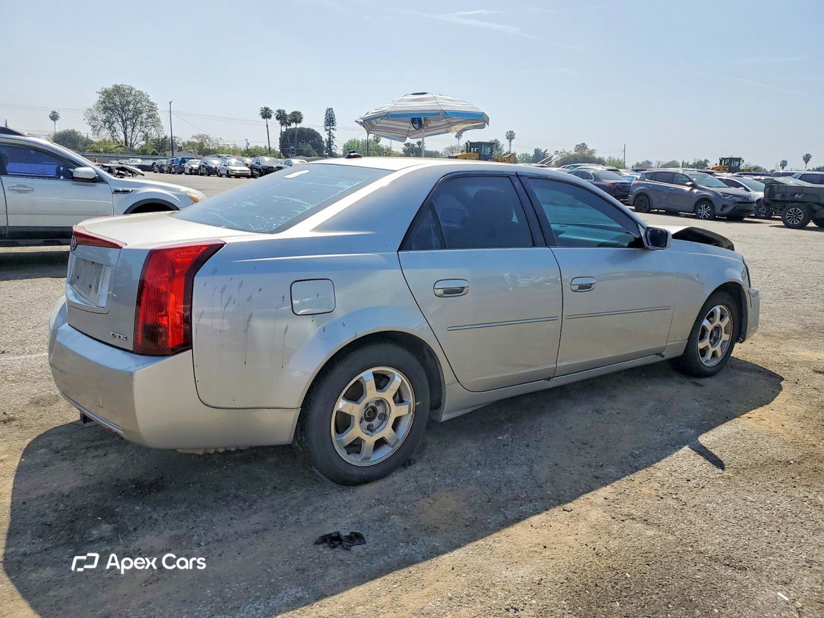 Cadillac CTS 2004