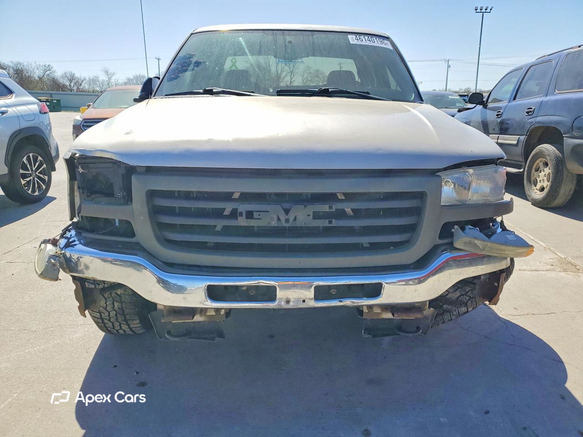GMC Sierra 2005
