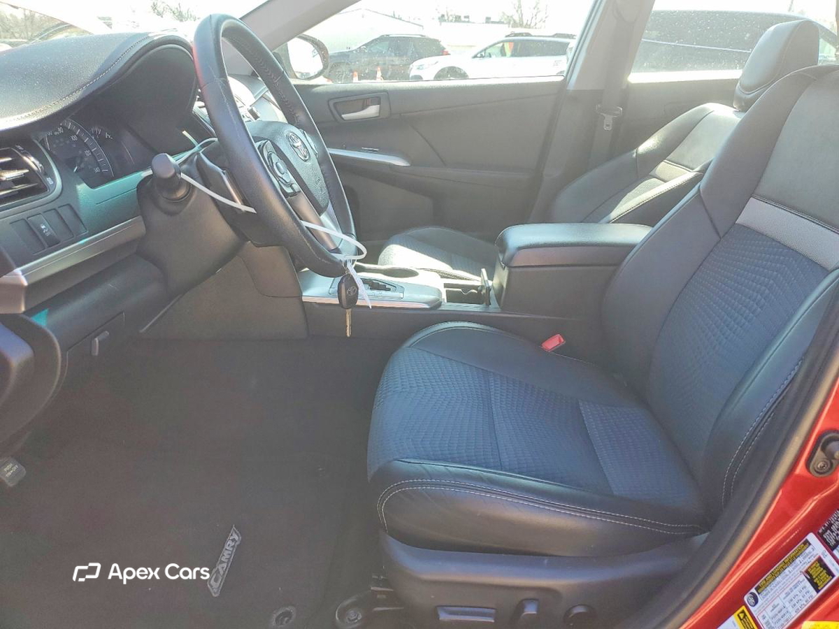 Toyota Camry 2014